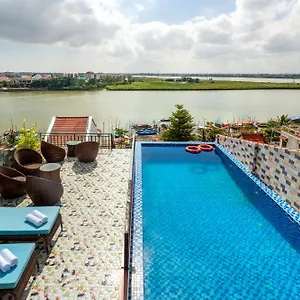 Rock Mouse 2* Hoi An