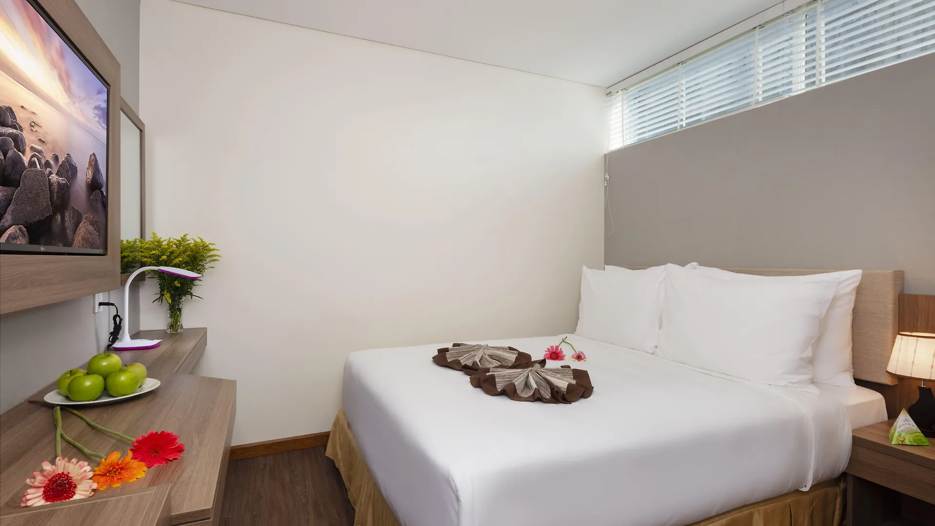 Libra Hotel Nha Trang 4*,