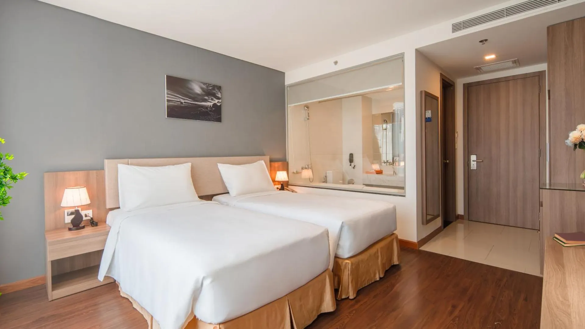 ****  Libra Hotel Nha Trang Vietnam